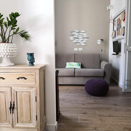 Alla Statua Apartment Palermo Bagian luar foto