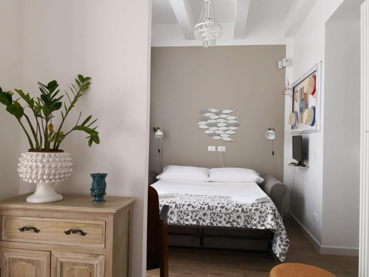 Alla Statua Apartment Palermo Bagian luar foto