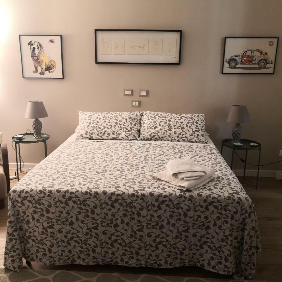 Alla Statua Apartment Palermo Bagian luar foto
